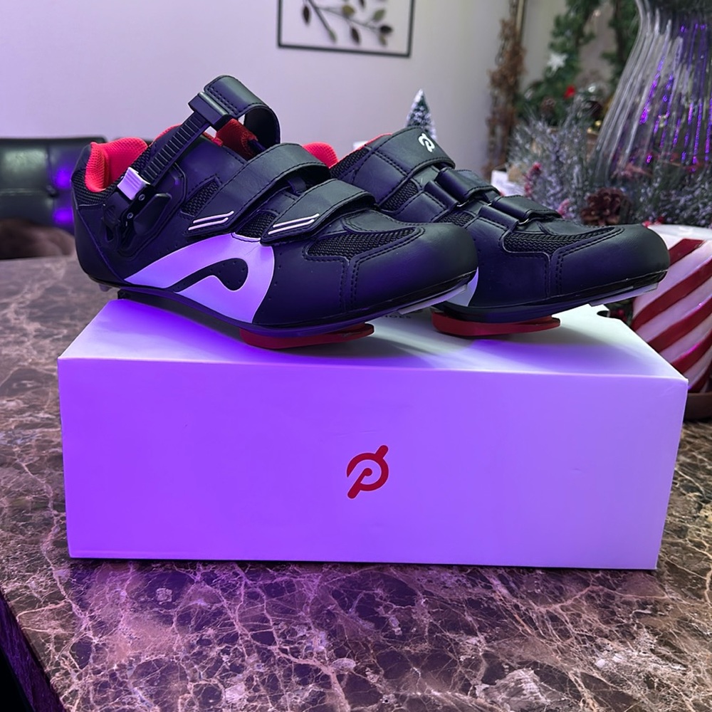 Men’s Peloton cycling shoes